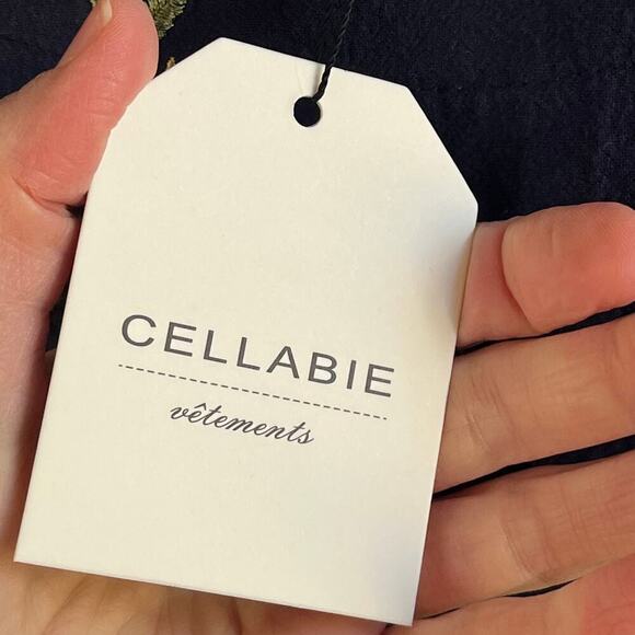 Cellabie Women's Navy Embroidered Linen Blend Top Size 3XL. NEW - Picture 6 of 11